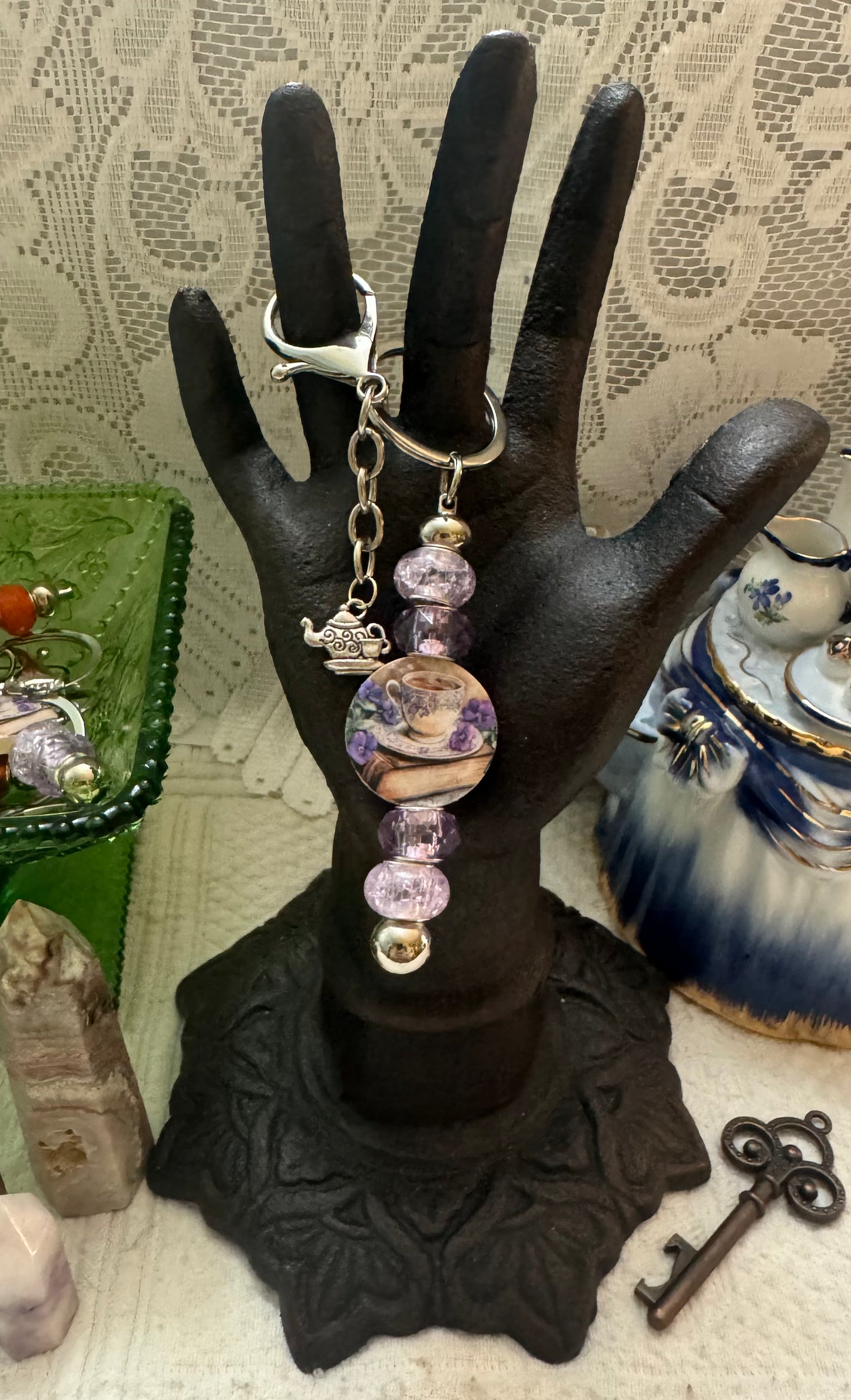 Key Chain- Book Café