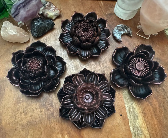 Hempseed & Charcoal Soap- Mahogany Coconut- Flowers