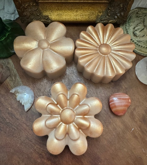 Soap- Goat's Milk- Almond Macaroon - Geometric Flowers
