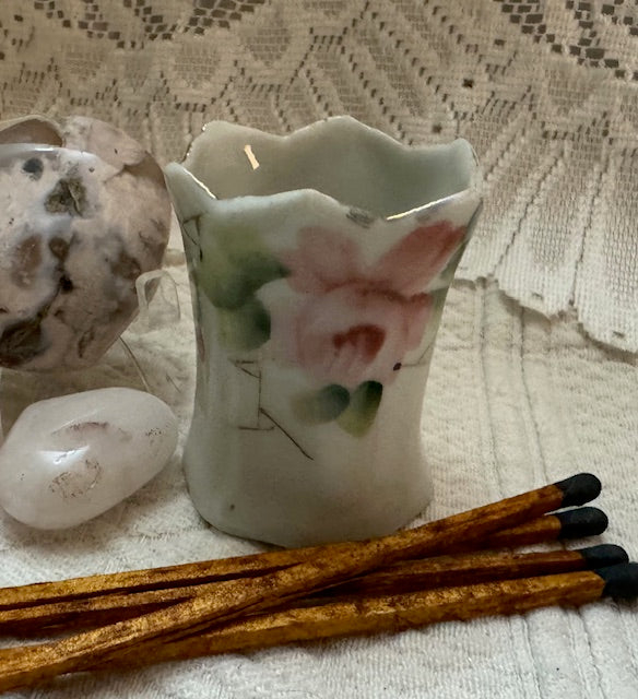 Pink Roses Toothpick Holder