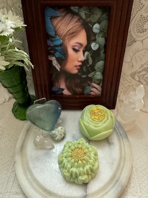 Oatmeal Soap- Eucalyptus Tea- Flowers