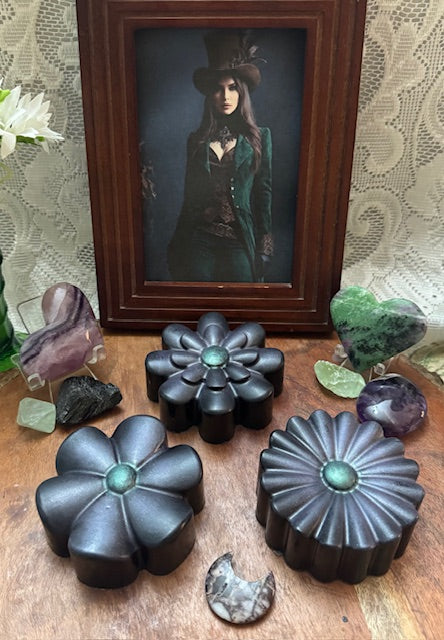 Hempseed & Charcoal Soap- Shea Butter & Warm Vanilla- Geometric Flowers