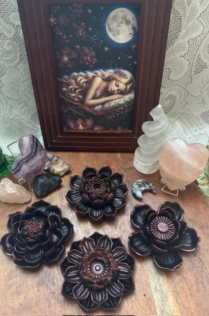 Hempseed & Charcoal Soap- Mahogany Coconut- Flowers