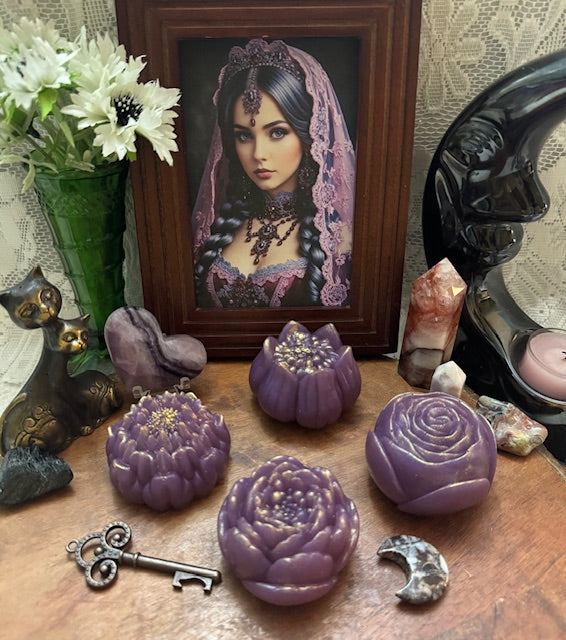 Hempseed Soap- Black Raspberry Vanilla- Flowers