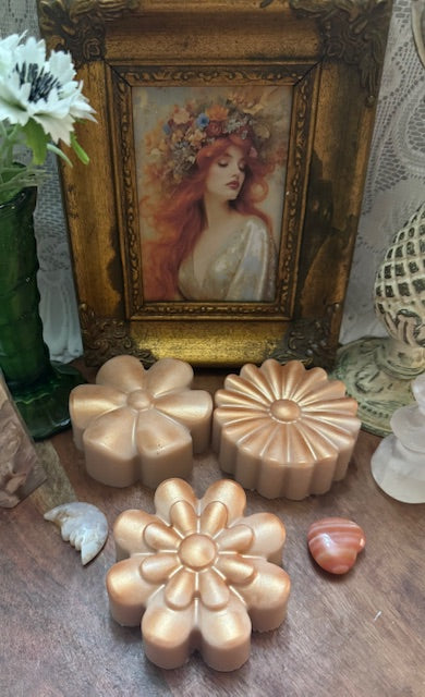 Soap- Goat's Milk- Almond Macaroon - Geometric Flowers