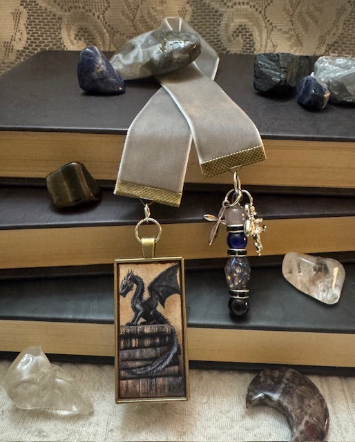 Bookmark- Literary Dragon