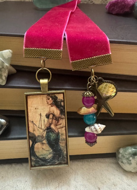 Bookmark- Siren Call