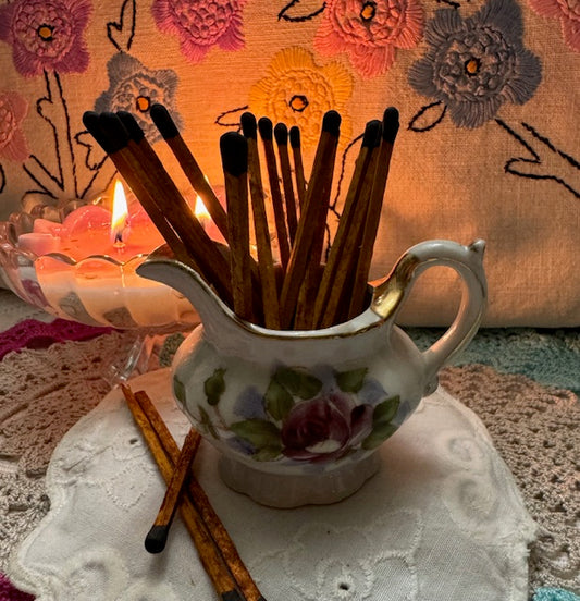 Roses Mini Creamer- Japan